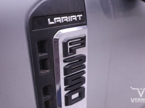 Used 2023 Ford F250 Lariat w/ Chrome Package image 11