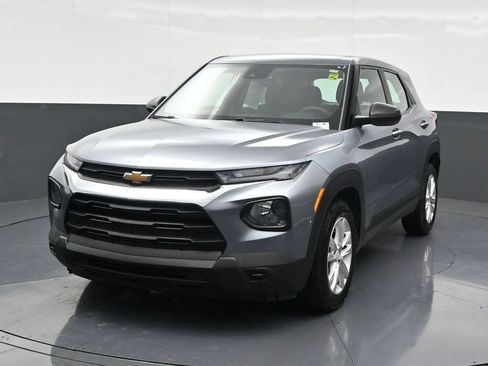 Used 2022 Chevrolet TrailBlazer LS FWD image 8