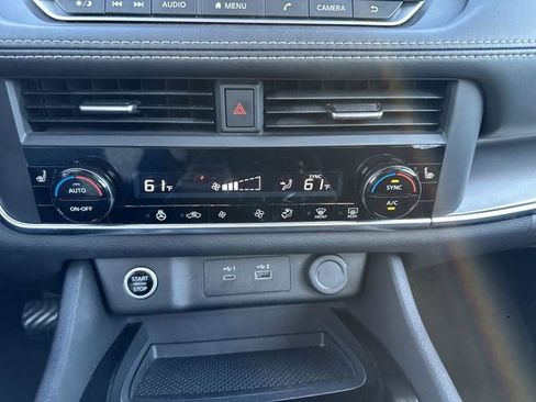 Certified 2023 Nissan Rogue SV w/ SV Premium B Package image 18