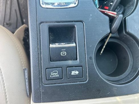 Used 2015 Subaru Outback 2.5i Limited AWD/4WD image 8