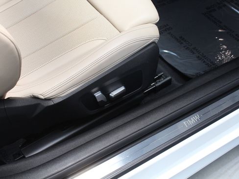Used 2023 BMW 430i Convertible w/ Premium Package RWD image 51