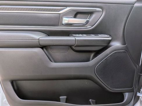 Used 2025 RAM 1500 Big Horn AWD/4WD image 9