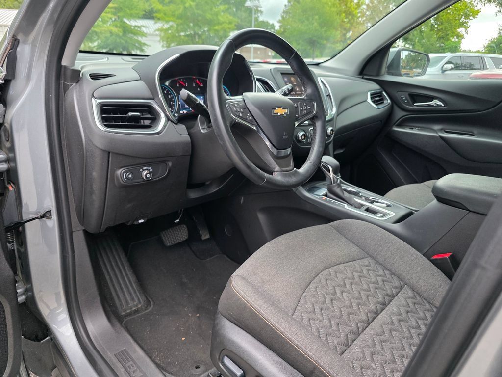 Certified 2024 Chevrolet Equinox LT FWD image 11