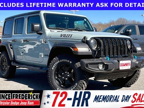Used 2023 Jeep Wrangler Unlimited w/ Cold Weather Group AWD/4WD image 1