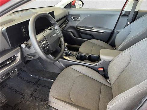 Used 2025 Kia K4 FWD image 9