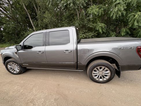 Used 2024 Ford F150 King Ranch AWD/4WD image 12
