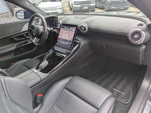 Certified 2023 Mercedes-Benz SL 55 AMG 4MATIC image 31