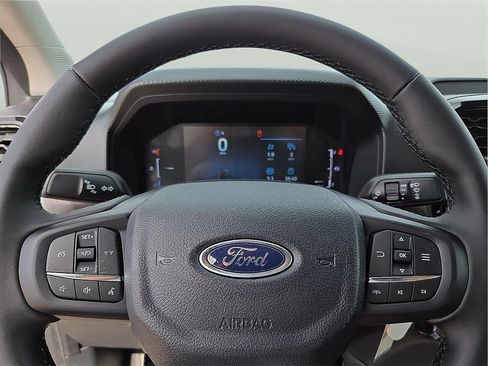 New 2026 Ford Ranger XLT w/ Black Appearance Package image 15