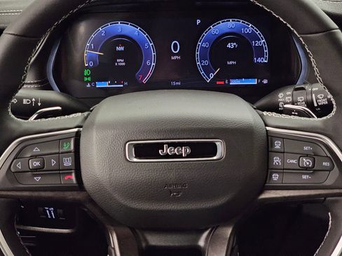 New 2025 Jeep Grand Cherokee Limited image 19