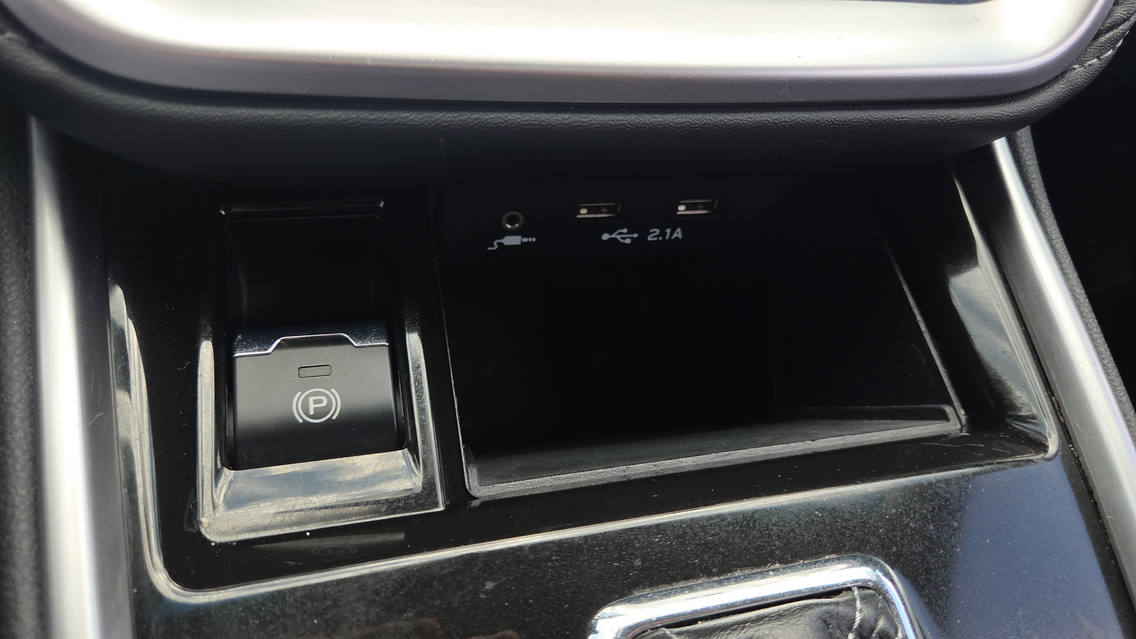 Used 2020 Subaru Outback Premium AWD/4WD image 32