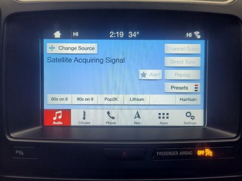 Used 2018 Ford Explorer XLT w/ Equipment Group 202A image 25