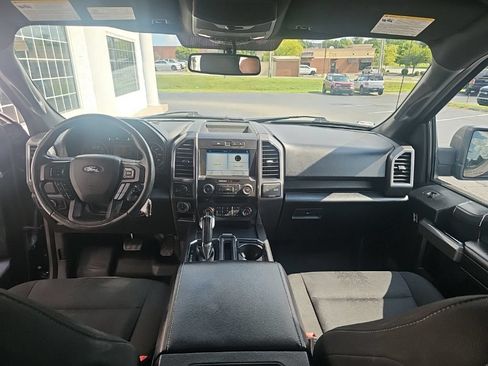 Used 2018 Ford F150 XLT w/ Equipment Group 302A Luxury AWD/4WD image 12