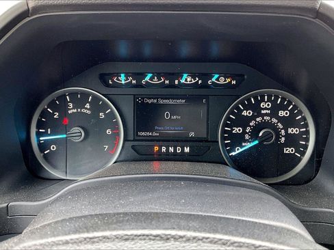 Used 2018 Ford F150 XLT w/ Equipment Group 302A Luxury AWD/4WD image 15