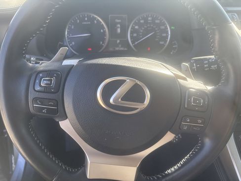 Used 2018 Lexus NX 300 image 11