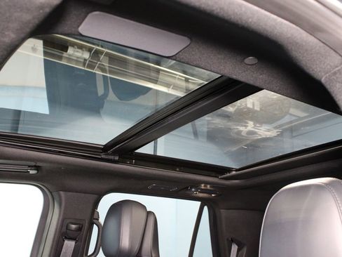 Used 2024 Lincoln Navigator Reserve image 21