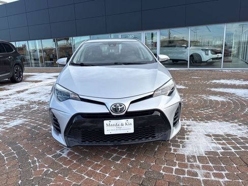 Used 2017 Toyota Corolla SE image 2