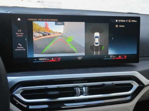 Certified 2024 BMW 330i Sedan w/ Premium Package image 23