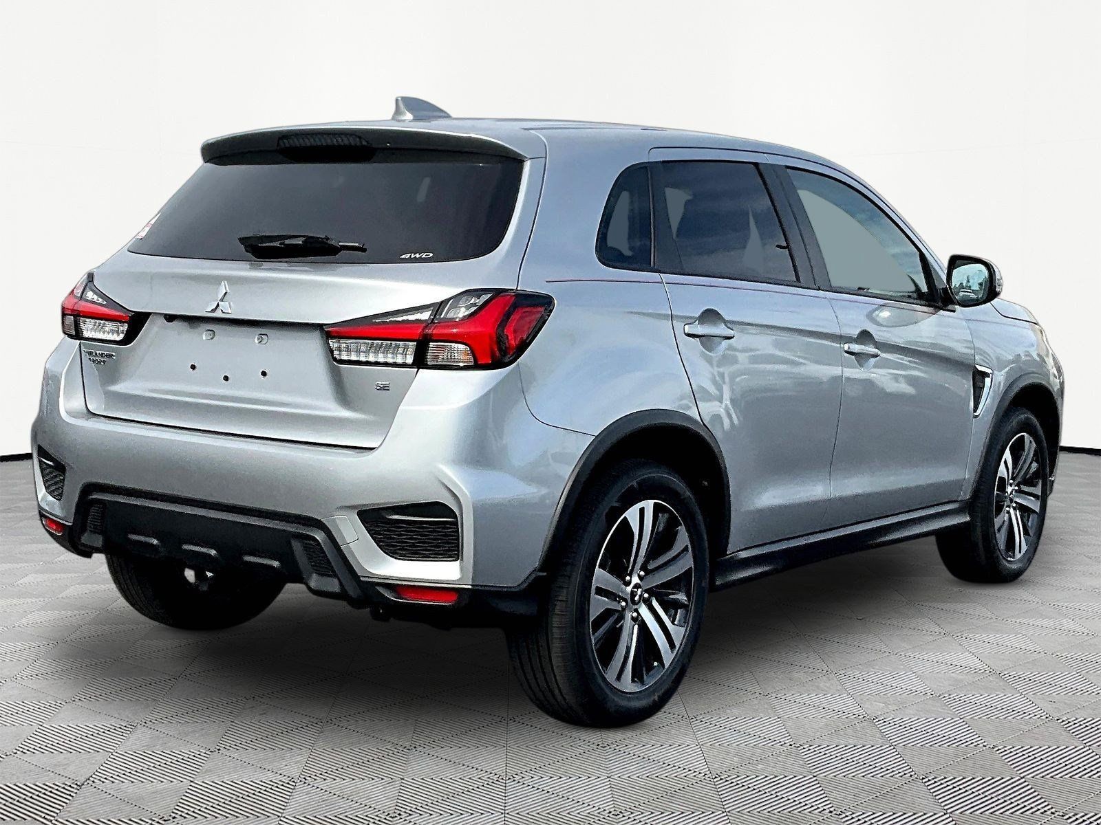 Used 2026 Mitsubishi Outlander Sport SE AWD/4WD image 6