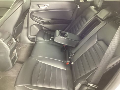 Used 2024 Ford Edge SEL image 32