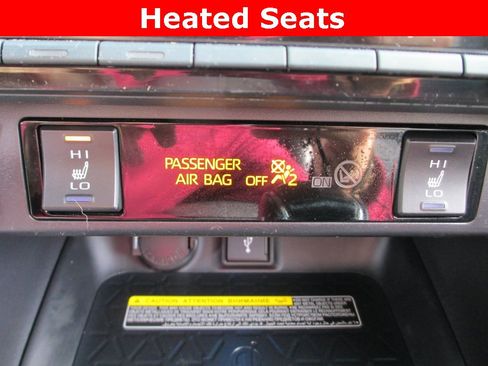 Used 2020 Toyota RAV4 XSE image 16