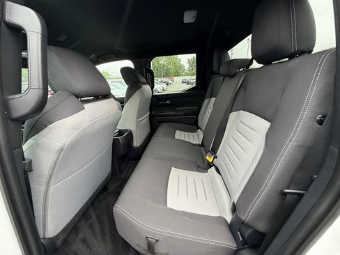 Used 2025 Toyota Tacoma TRD Sport AWD/4WD image 20