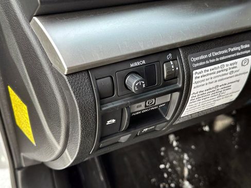 Used 2012 Subaru Outback 2.5i w/ Alloy Wheel Pkg image 16