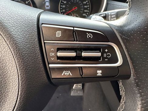 Used 2022 Kia Stinger GT2 image 23