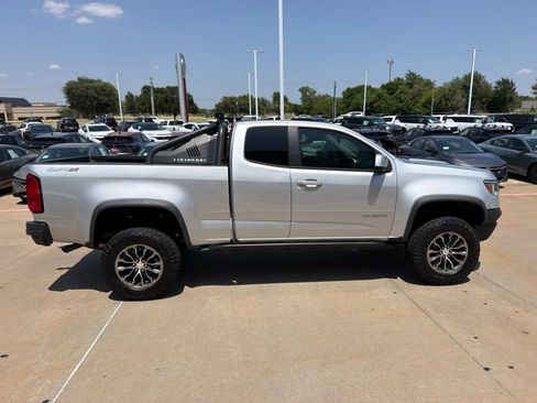 Used 2017 Chevrolet Colorado ZR2 AWD/4WD image 6