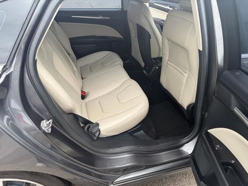 Used 2017 Ford Fusion Titanium FWD image 14