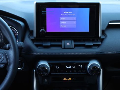 New 2025 Toyota RAV4 XLE image 30