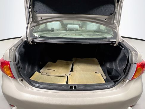 Used 2010 Toyota Corolla LE FWD image 33