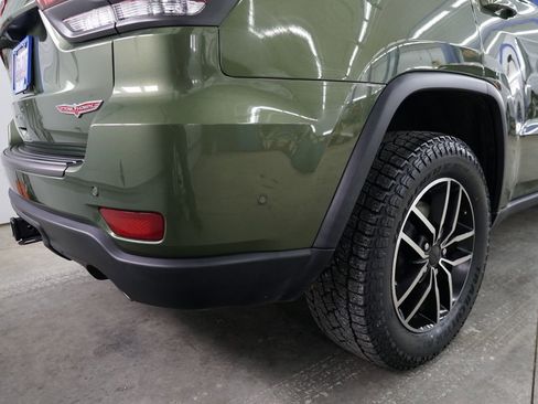 Used 2021 Jeep Grand Cherokee Trailhawk w/ Trailhawk Luxury Group image 15