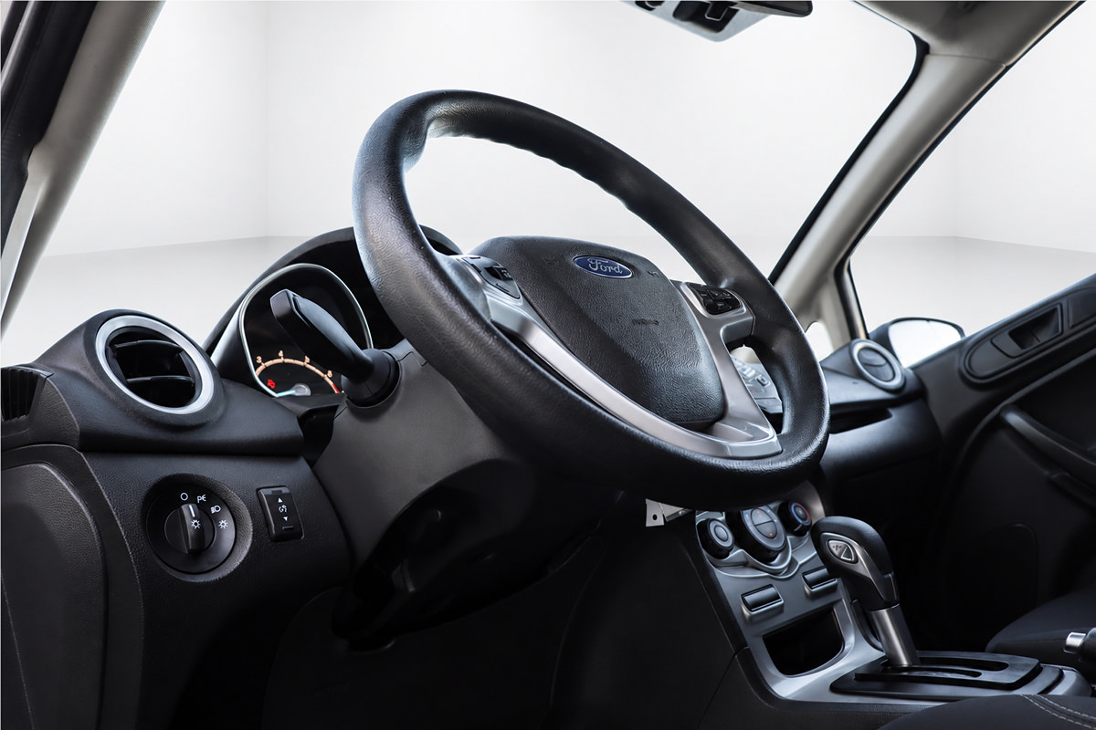 Used 2019 Ford Fiesta SE FWD image 25