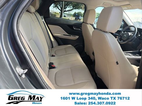 Used 2018 Jaguar F-PACE Premium AWD/4WD image 29
