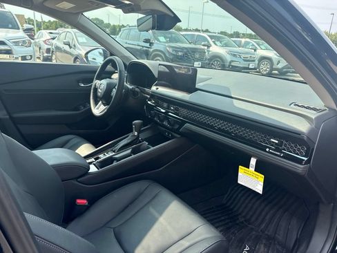 Used 2026 Honda Accord Touring image 27