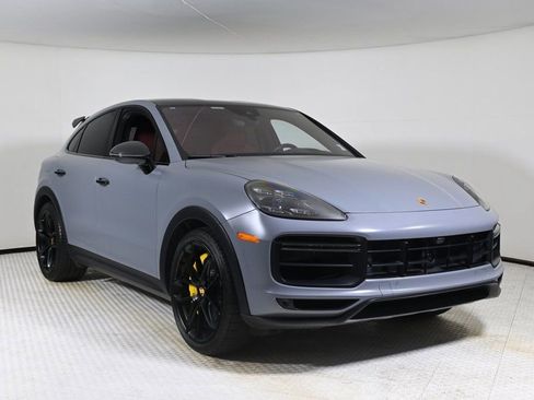 Certified 2023 Porsche Cayenne Turbo GT image 9