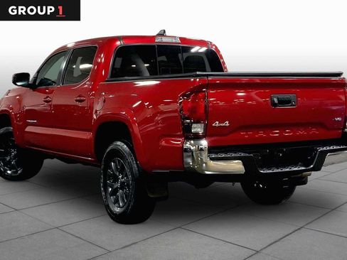 Certified 2021 Toyota Tacoma SR5 AWD/4WD image 12