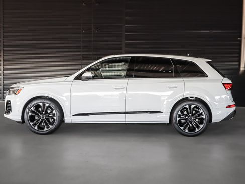 New 2026 Audi Q7 3.0T Premium Plus image 13
