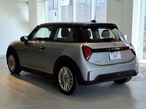 Used 2025 MINI Cooper S FWD image 6