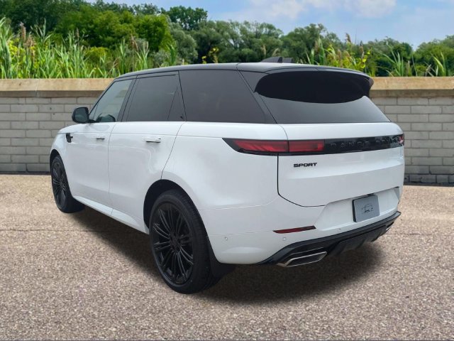 New 2027 Land Rover Range Rover Sport Dynamic SE AWD/4WD image 6