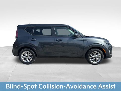Used 2024 Kia Soul LX w/ Option Group 015 image 10