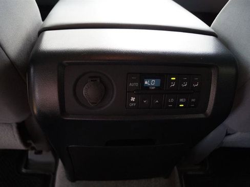 Used 2008 Toyota Sequoia SR5 image 27