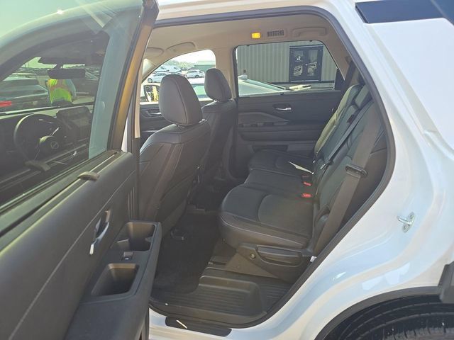 Certified 2025 Nissan Pathfinder SL FWD image 4