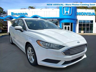 Used 2018 Ford Fusion SE w/ Fusion SE Technology Package