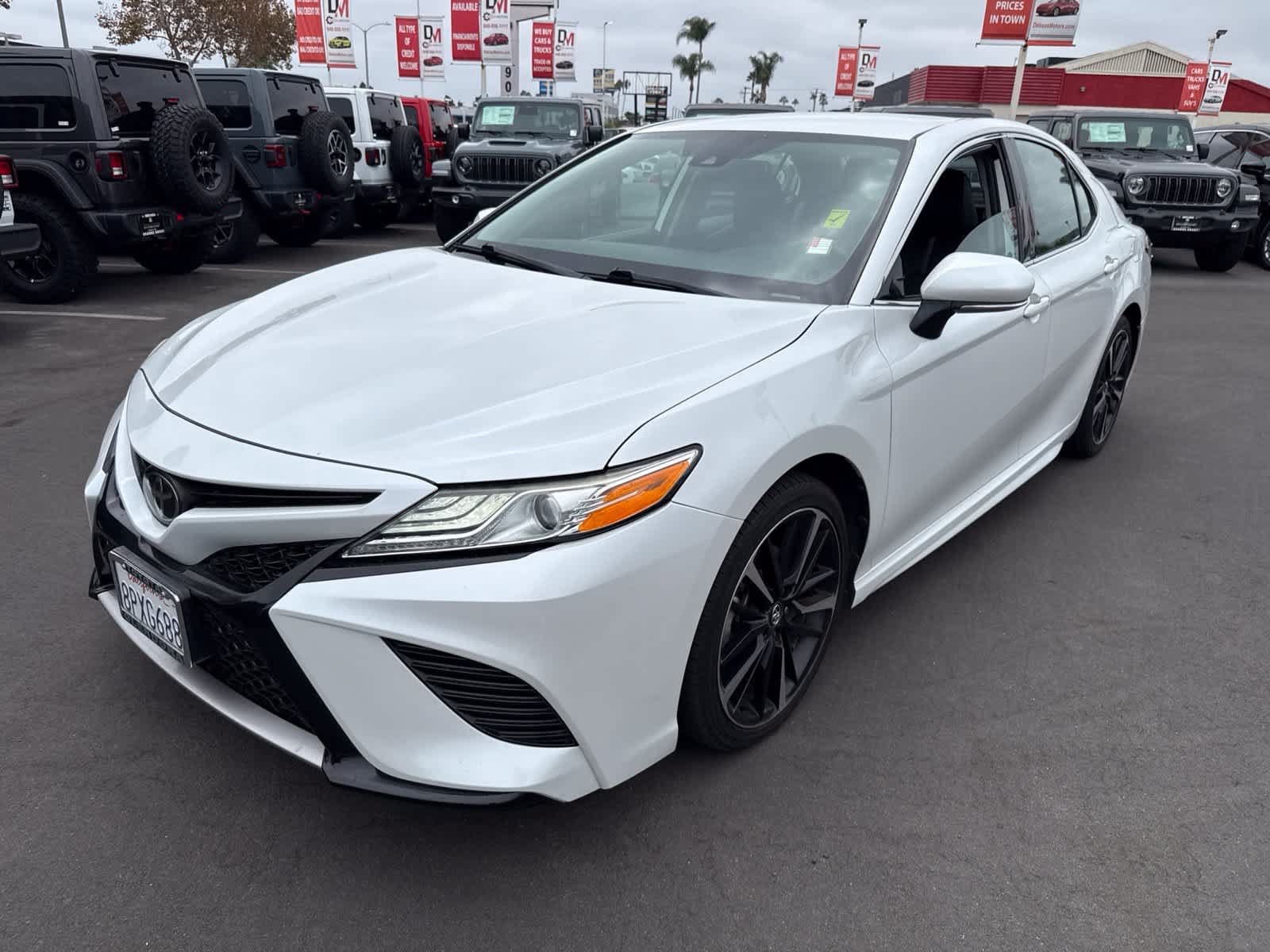 Used 2020 Toyota Camry XSE w/ Carpet Mat Package FWD image 1