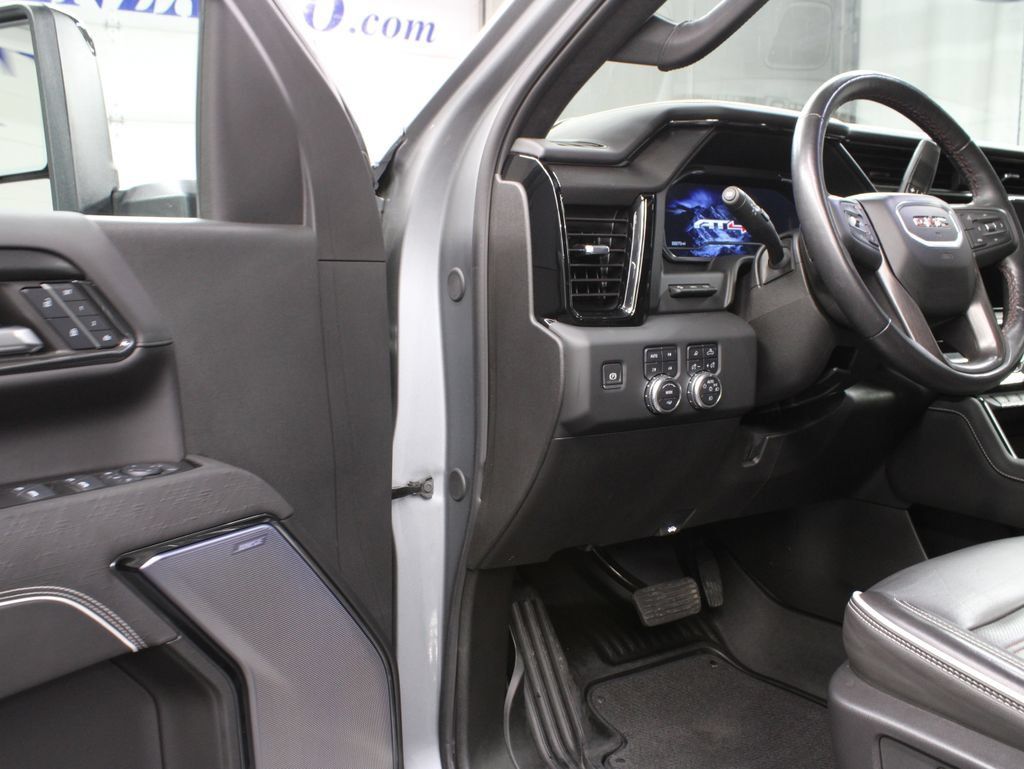 Used 2024 GMC Sierra 2500 AT4X AWD/4WD image 64