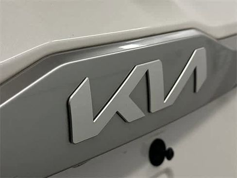 Used 2023 Kia Seltos LX image 25