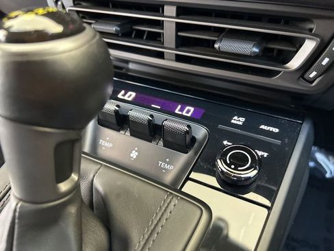 Used 2022 Porsche 911 GT3 image 42