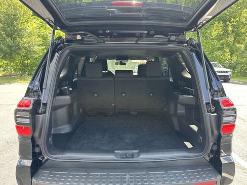Certified 2025 Toyota 4Runner SR5 AWD/4WD image 21