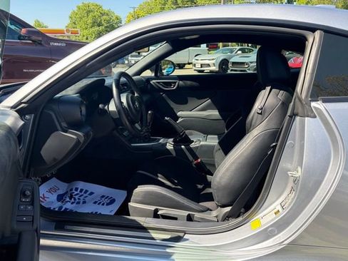 Used 2023 Toyota GR86 Premium w/ ALL Weather Mat Package (TMS) RWD image 15